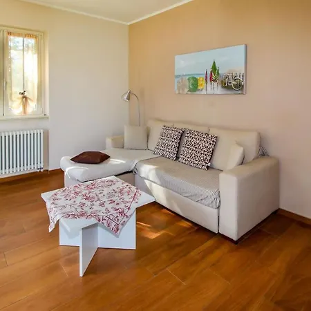 Conchita Terrazza Balkon-ferienwohnung Apartment