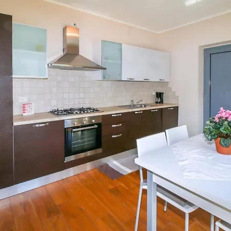 Conchita Terrazza Balkon-ferienwohnung * קוליקו