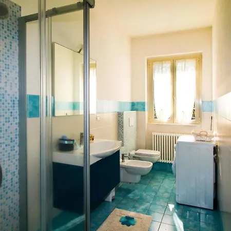 Conchita Terrazza Balkon-ferienwohnung Apartman Colico